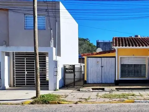DOS DEPARTAMENTOS JUNTOS EN SANTA TERESITA A 4 CUADRAS DEL MAR