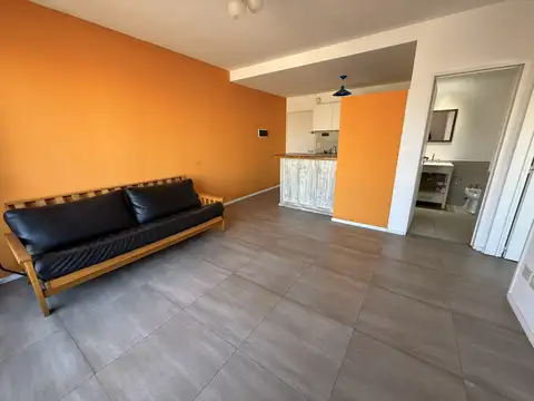 Departamento en Alquiler en Parque Chas, $ 800.000
