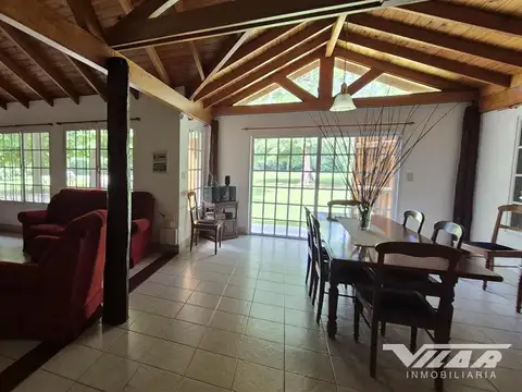 Casa en Venta en Loma Verde, USD 438.000