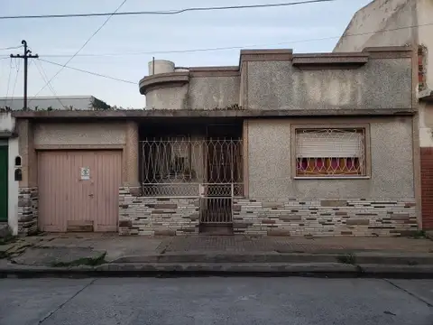 Casa en venta en Avellaneda