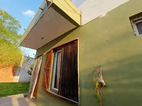 Depto Tipo Casa en Venta 25 años