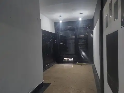 Local en Venta en San Nicolás, USD 99.000