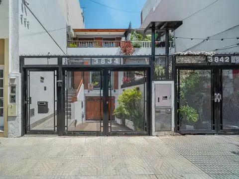 Guardia Vieja 3800,Duplex 4 ambientes C/Cochera y Jardin con parrilla, Reciclado a nuevo Almagro