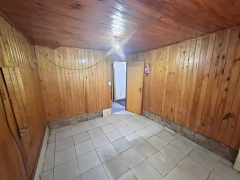 Depto Tipo Casa en Alquiler con 1 cocheras