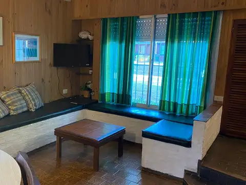 Depto Tipo Casa en Venta con 1 cocheras