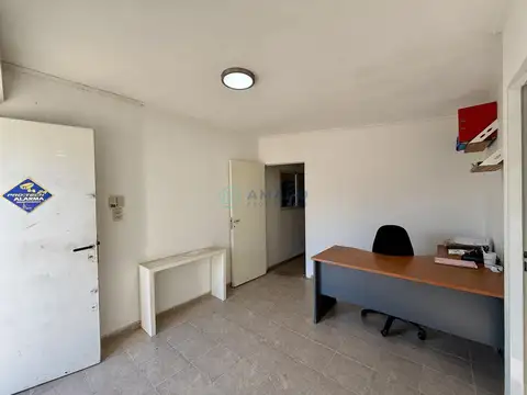 VENTA · GALPÓN · OFICINA · SEMIPISO · 230M2 · BV. SEGUI · ROSARIO