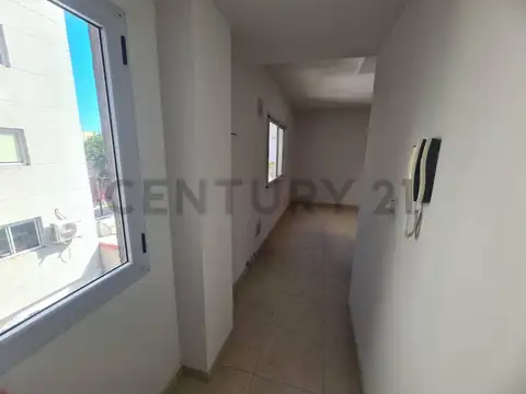 Paraguay 2300, Piso 0