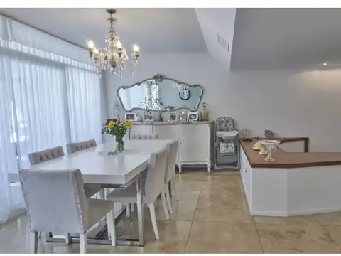Departamento en Venta de 7 ambientes