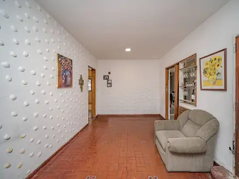 VENTA CASA 4 AMB C/COCHERAS MULTIPLES M. CORONADO