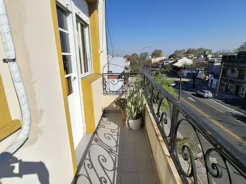 Depto Tipo Casa en Venta de 3 ambientes
