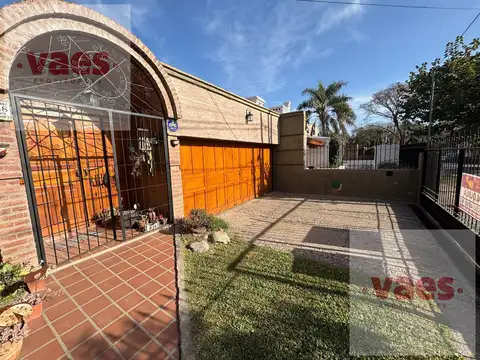 Casa en Alquiler en Villa Belgrano, USD 2.000