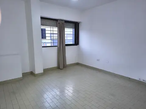 Departamento en Alquiler en Liniers, $ 850.000