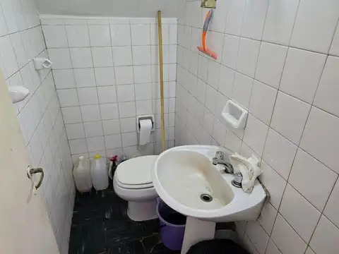 Venta Local comercial en barrio República de la Sexta