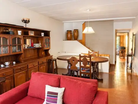 Depto Tipo Casa en Venta de 4 dormitorios