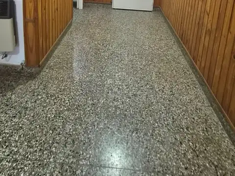 Depto Tipo Casa 4 ambientes con 1 baño