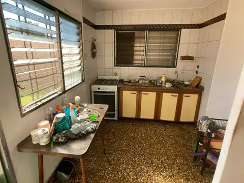 Terreno en Venta en Villa Gobernador Udaondo, USD 130.000