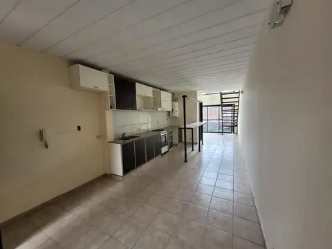 Depto Tipo Casa 2 ambientes con 2 baños