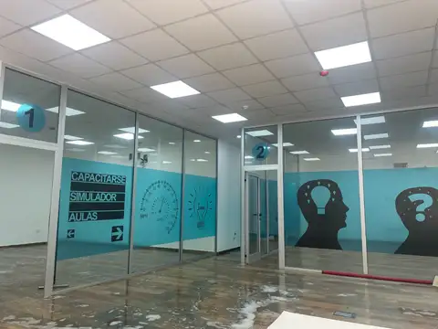 Local en Alquiler en Once, $ 3.000.000