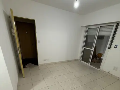 Departamento en Alquiler en Ramos Mejía, $ 550.000