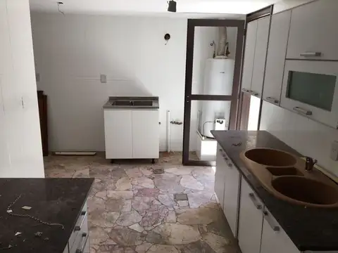 Casa en Venta en Sección 6 Residencial Norte, USD 180.000