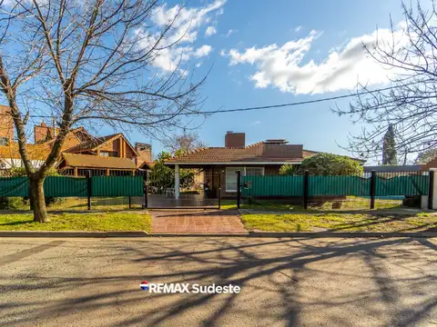 Casa en venta Barrio Palihue, Payro 499