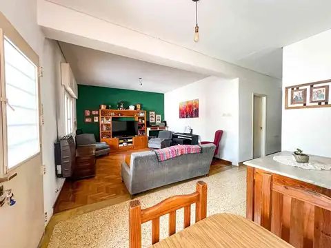 CASA 4 AMBIENTES PATIO PARRILLA TERRAZA BURZACO