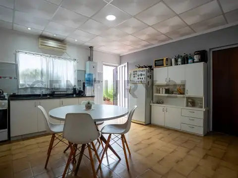PH de dos dormitorios en Venta - La Plata