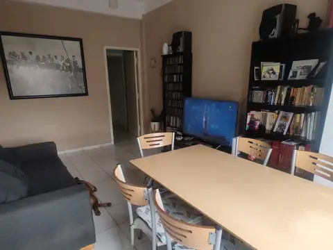 Depto Tipo Casa en Venta de 3 ambientes