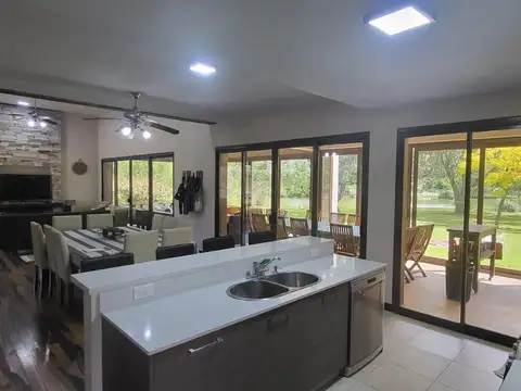 Casa en alquiler en Pinamar, barrio La Herradura