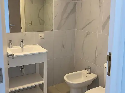 Departamento en Alquiler en Parque Chacabuco, USD 550