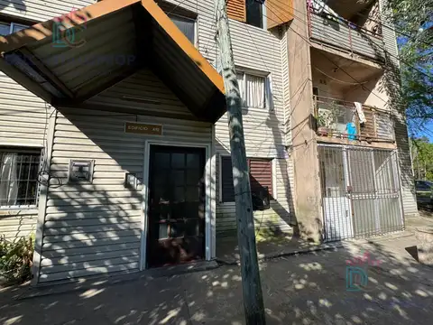 Departamento  4 ambientes planta baja en complejo Mil Viviendas
