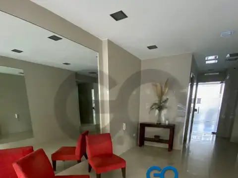 Le Breton 4900, Piso 9