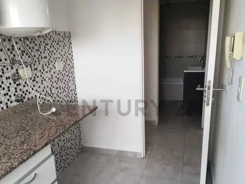 Departamento en Alquiler en Haedo, $ 500.000