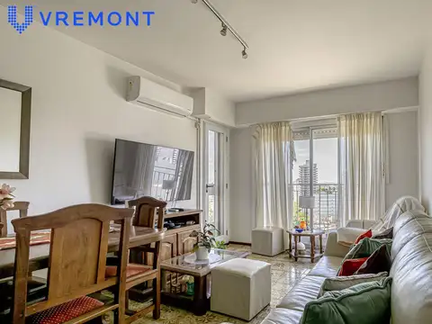 Joaquín V. González al 2700 / Lanús / Departamento 4 Ambientes con Balcón / Venta