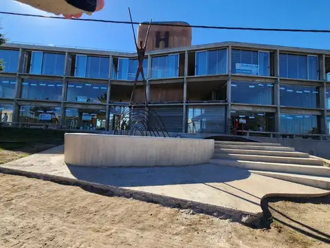 VENTA LOCAL VILLA ALLENDE AV PADRE LUCHESSE