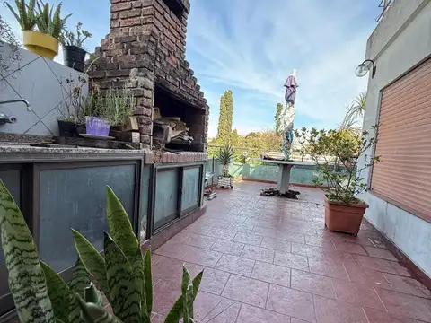 Galpon en Venta 8  mts Frente