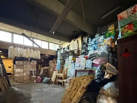 Galpon en Venta en Ciudadela, USD 310.000