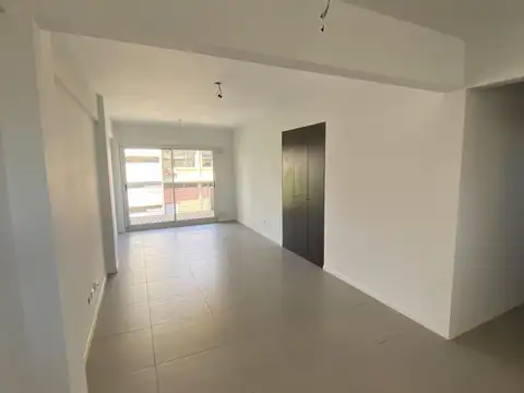 Avenida Juan De Garay 600, Piso 2°