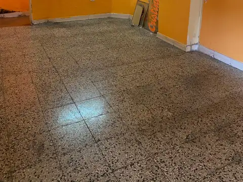 Local en Alquiler en Barrio San Pedro, $ 750.000