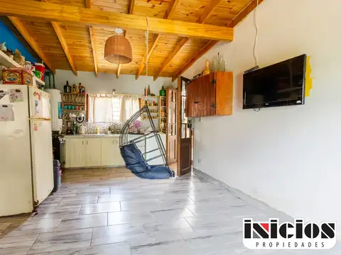 Casa 3 ambientes con 1 baño