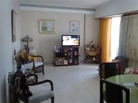 Av Pres Bartolome Mitre 1403 , Piso 12