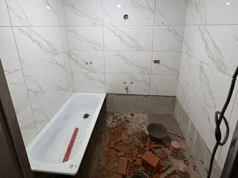 Casa 3 ambientes con 2 baños