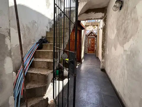 Depto Tipo Casa en Venta 46 años