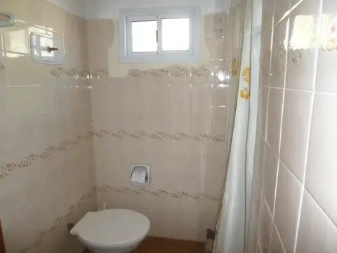 Calle 20 2500, Piso 1