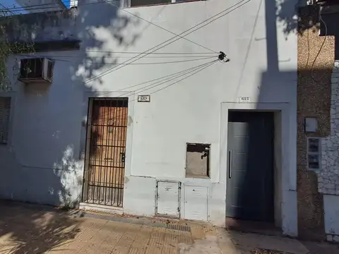 PH 4 AMB AL FRENTE - ENTRADA INDEPENDIENTE, PATIO Y ACCESO A TERRAZA CON PARRILLA