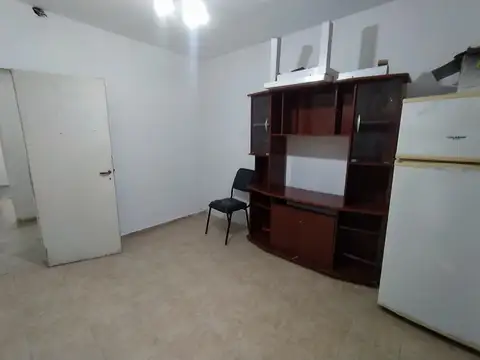 Depto Tipo Casa en Alquiler en El Palomar, $ 350.000