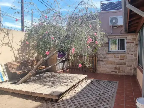 Casa 3 ambientes con 2 baños