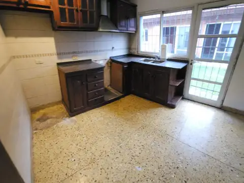 Casa en Alquiler en San Antonio de Padua, $ 800.000