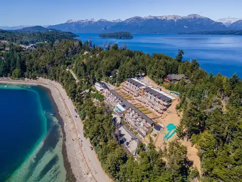 Dos Lagos Villas & Marinas II