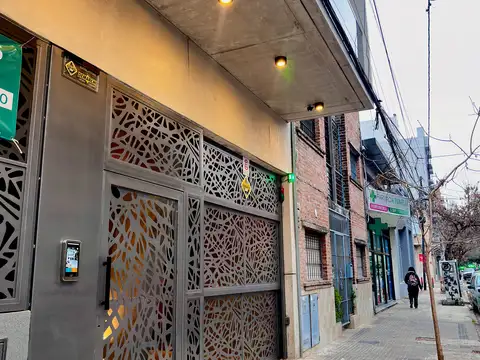 Entre Ríos 1930 , Piso 4